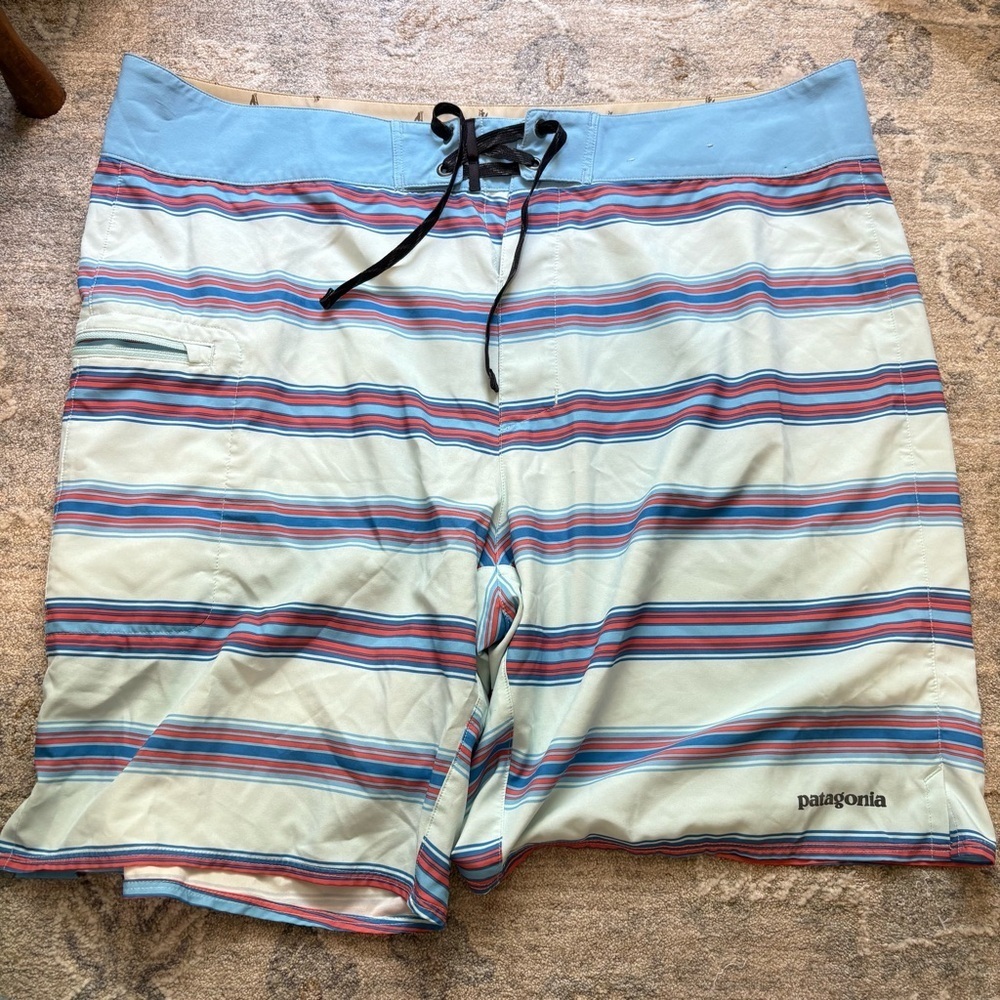 Patagonia Men’s Swim Trunks 38
